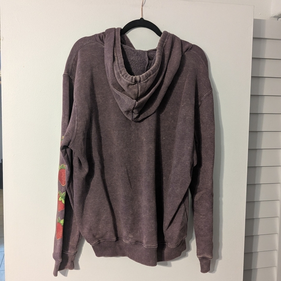 🍓 Purple Strawberry Shortcake Life Is Sweet Hoodie XL 🍓 - Picture 5 of 6